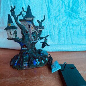 Lemax Witches Perch Halloween Decorative  display